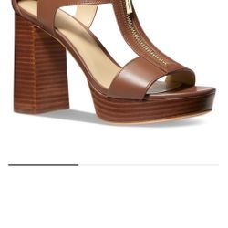 Michael Kors Berkley Mid Platform T-Strap Sandals Brand New