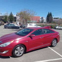 2013 Hyundai Sonata Hybrid