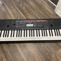 Yamaha Keyboard PSR-E263 61 Key 