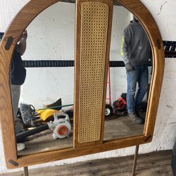 Great condition dresser top mirror Free