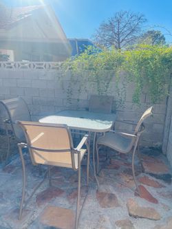 table and chair for backyard
