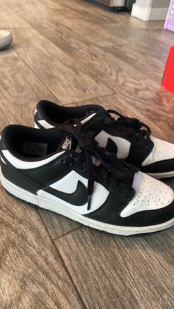White and black dunks  size: 6 youth