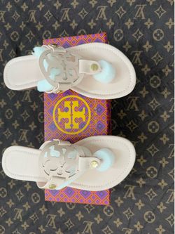 Light pink tory burch sandals size 7 W