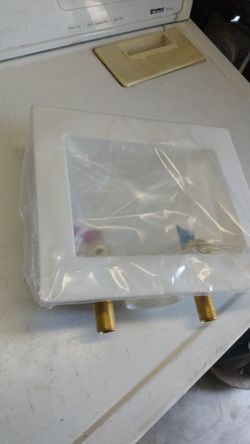 New washer facet assembly