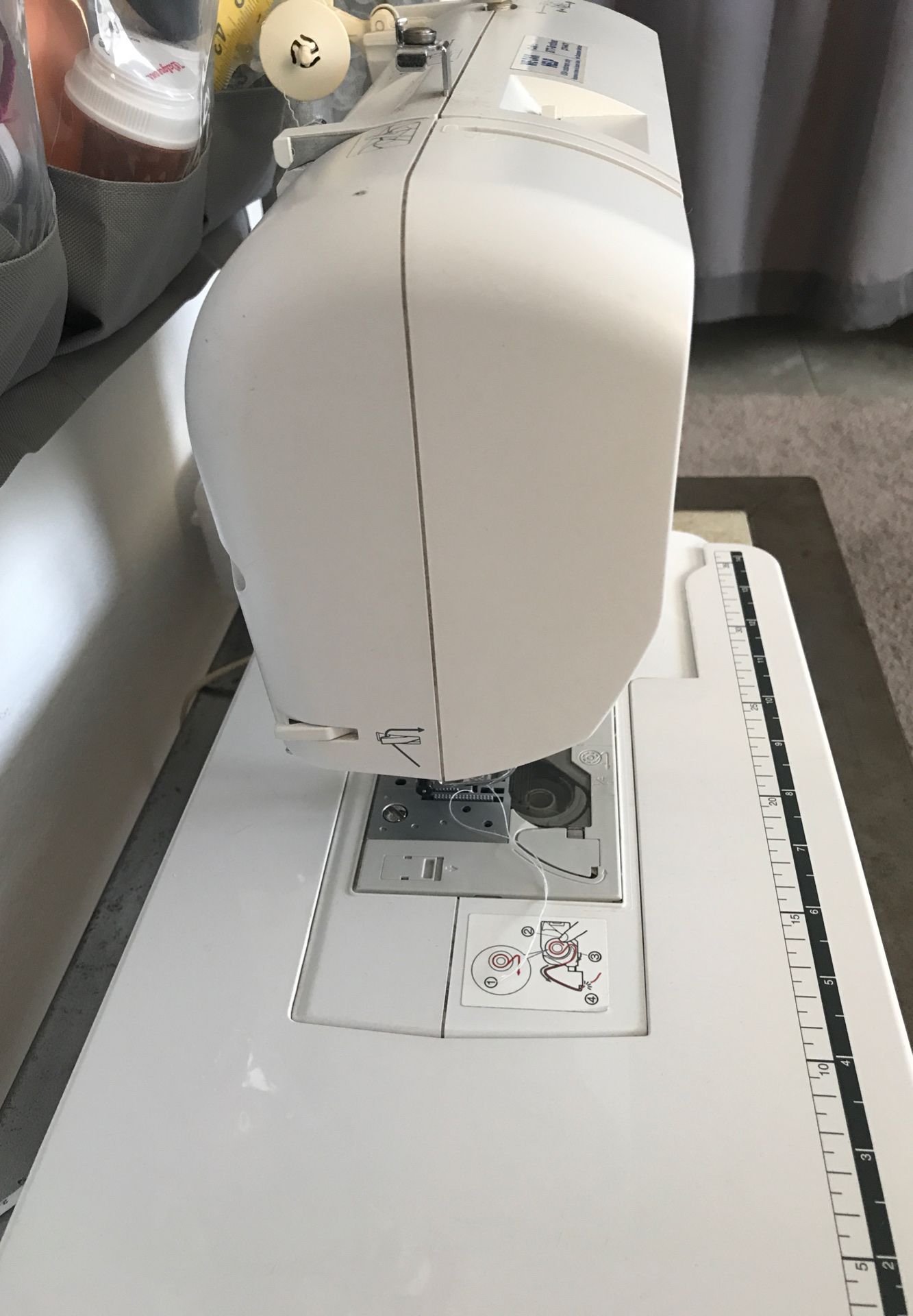 Sewing machine ! Brother XR1300 for Sale in Fresno, CA OfferUp