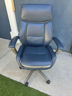 LA-Z- Boy High-Back Navy Blue Leather Office Chair