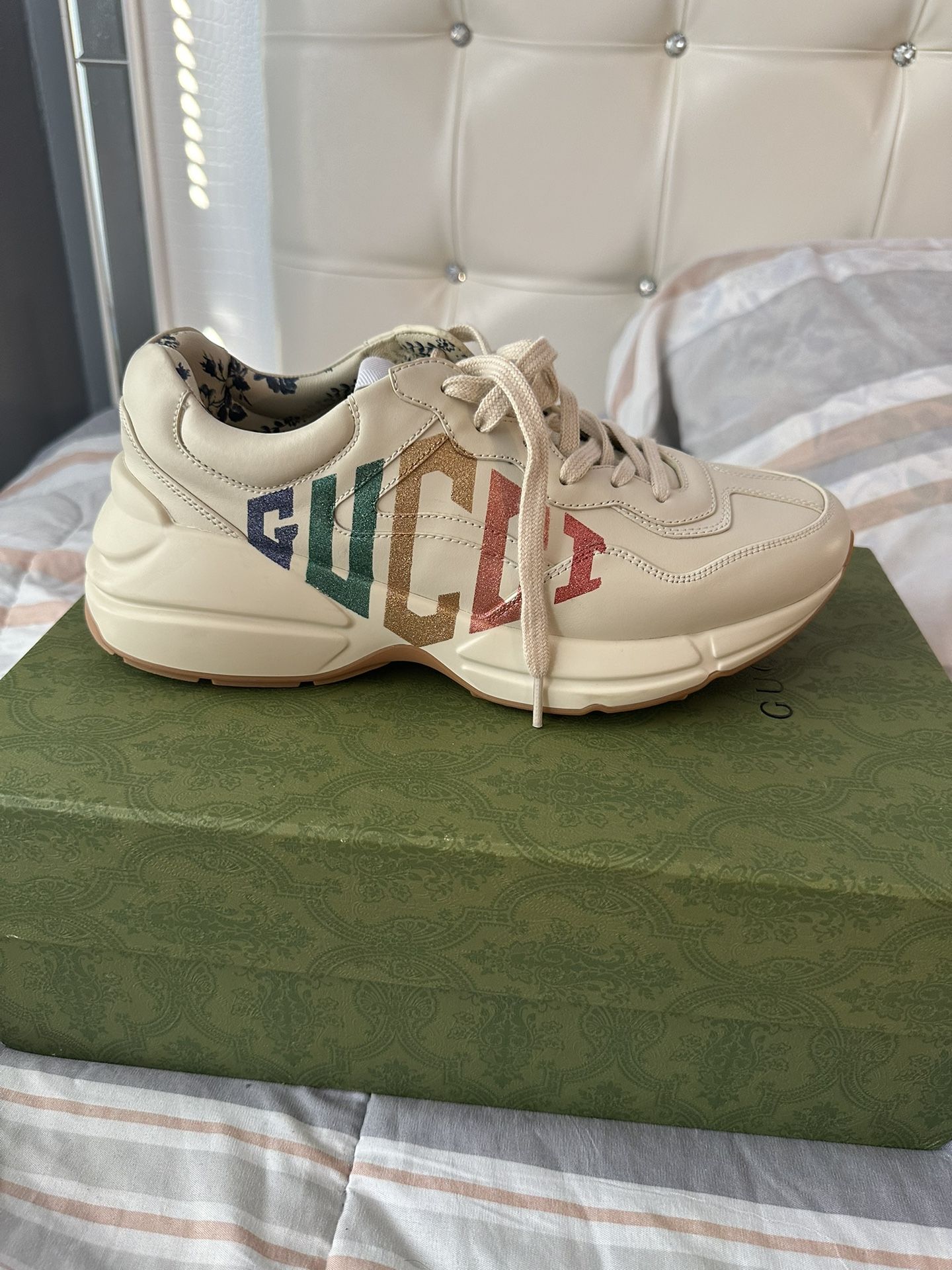 Women's Rhyton glitter Gucci sneaker