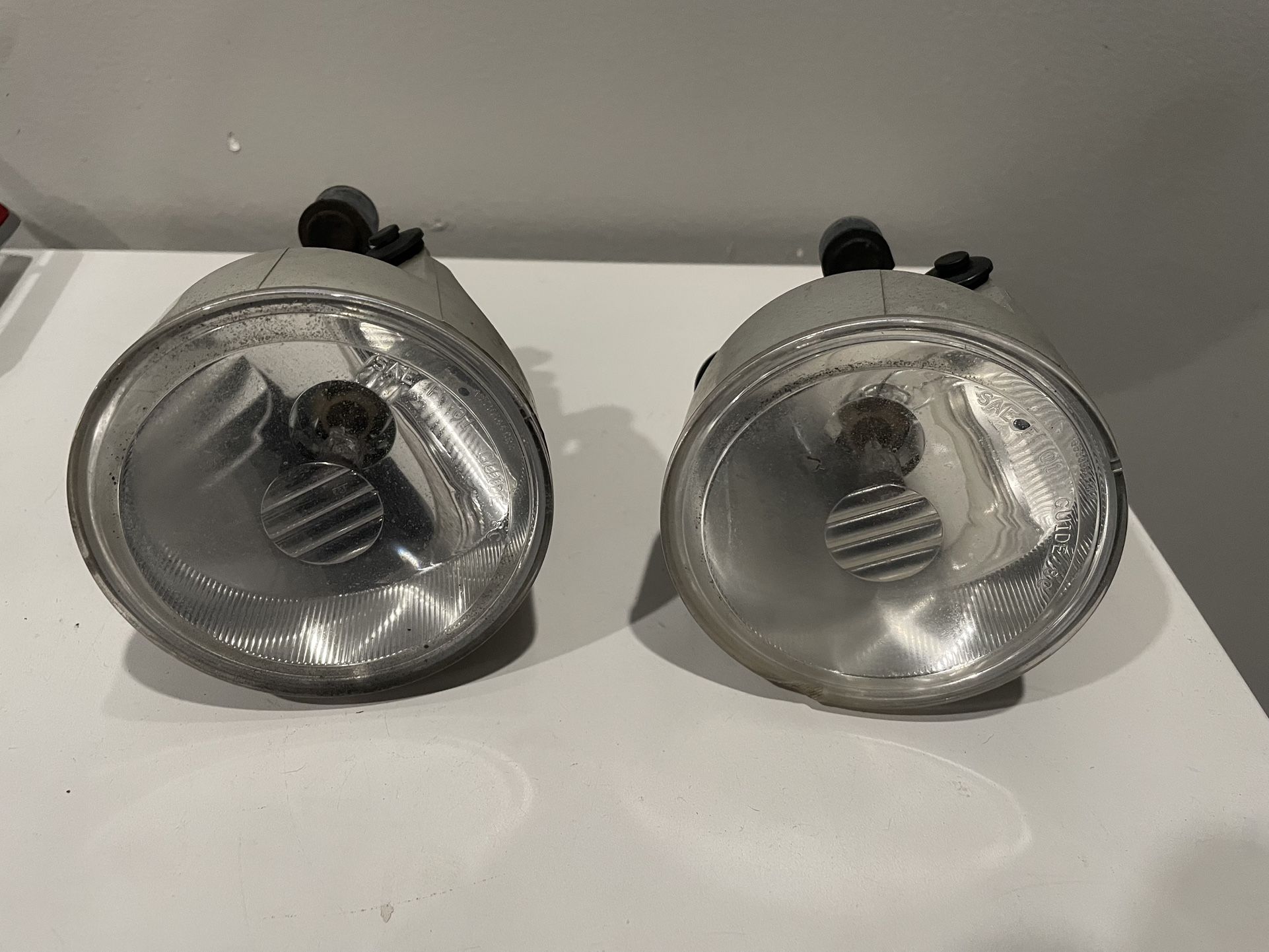 Chevy Silverado Tahoe Suburban Z71 Fog Lights