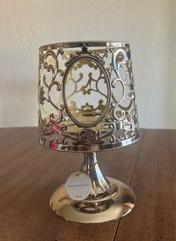 Princess pedestal candle holder