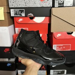 Jordan Cap And Gown 11s size 10.5 VNDS