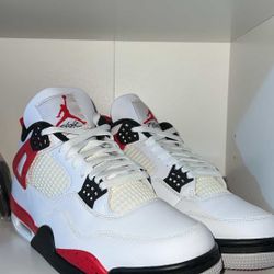 Jordan 4 Fire Red DS Size 10.5