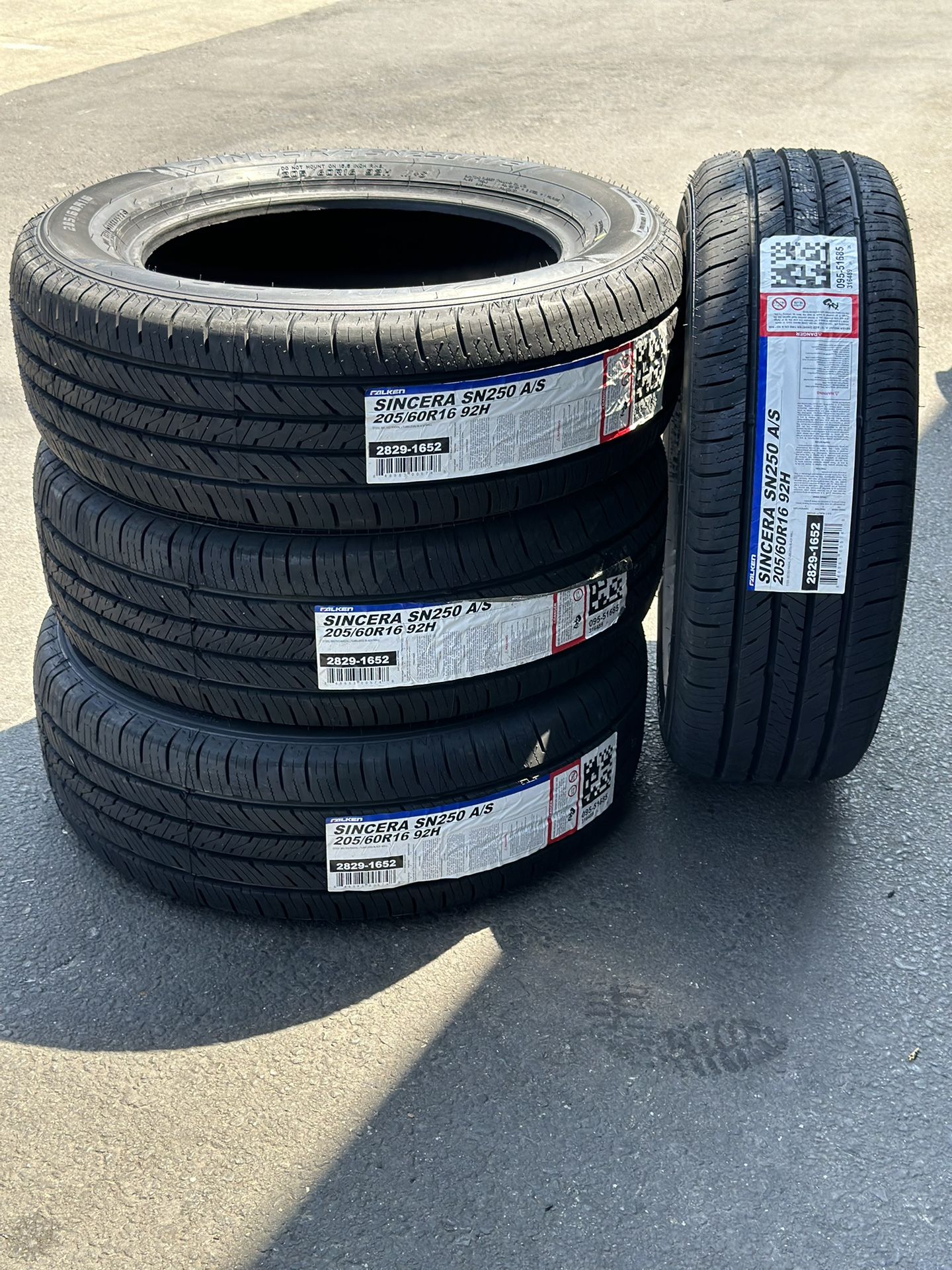 206/60/16 Falken Sincera SN250 All Season. 75k Mileage All Season Tires 🔥