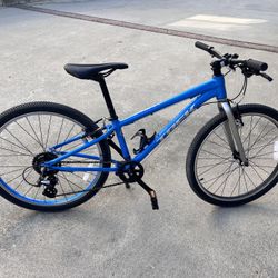 Trek - Wahoo Kids Bike - Like New - 24”