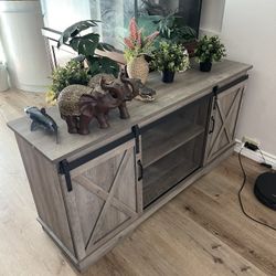 TV Stand