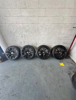 FK8 Type R 20" Wheels and Tires