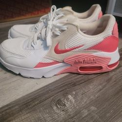 Nike Pink Womans 6.5