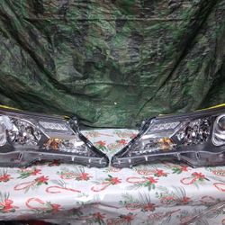 2013-15 Toyota Rav4 L&R Headlight Pair