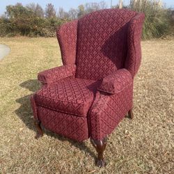 Reclining wingback chair