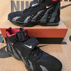 Nike Air DT Max '96 Falcons Black/ White/TM  Men's Size 14