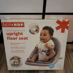 Skip Hop Upright Floor Seat