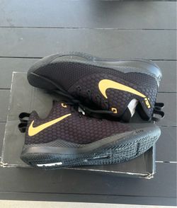 Nike LeBron Witness III Basketball Shoes – Black/Metallic Gold