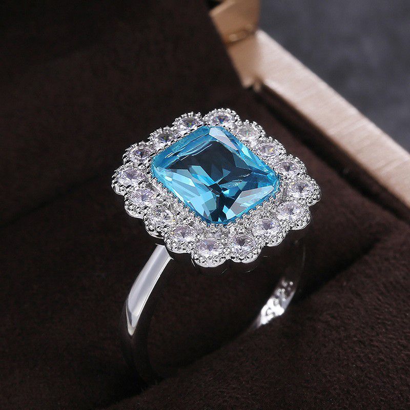 "Crystal Clear Gemstones Zircon Flower Luxury Rings for Women, PD837
 