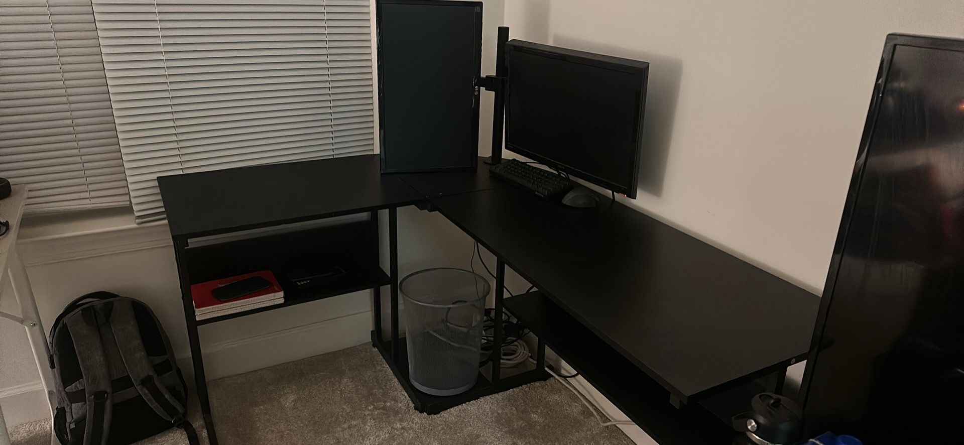 L shaped Desk