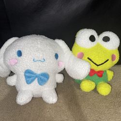 Sanrio Plushies!