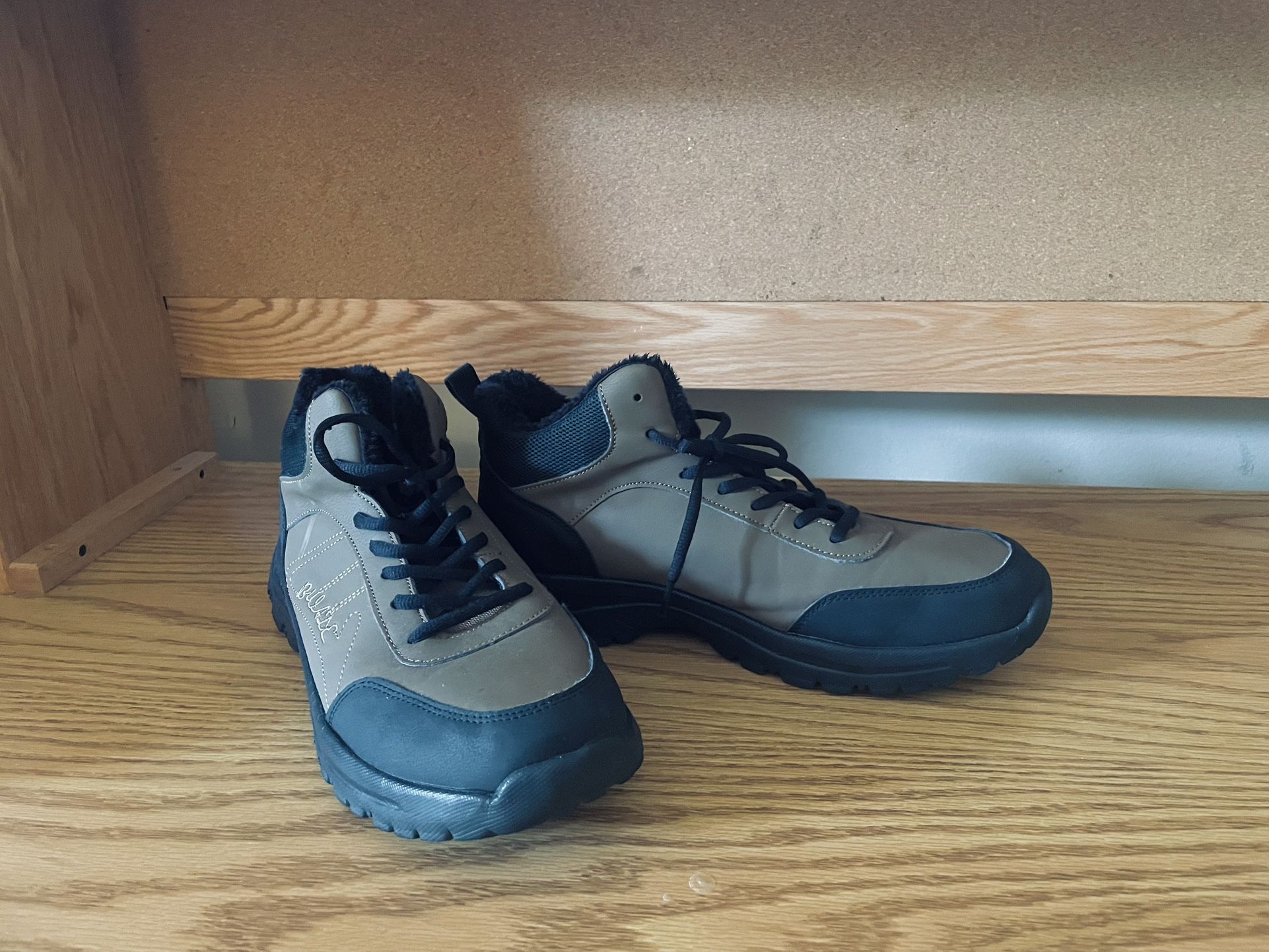 Bulade Quality Hiking Boots
