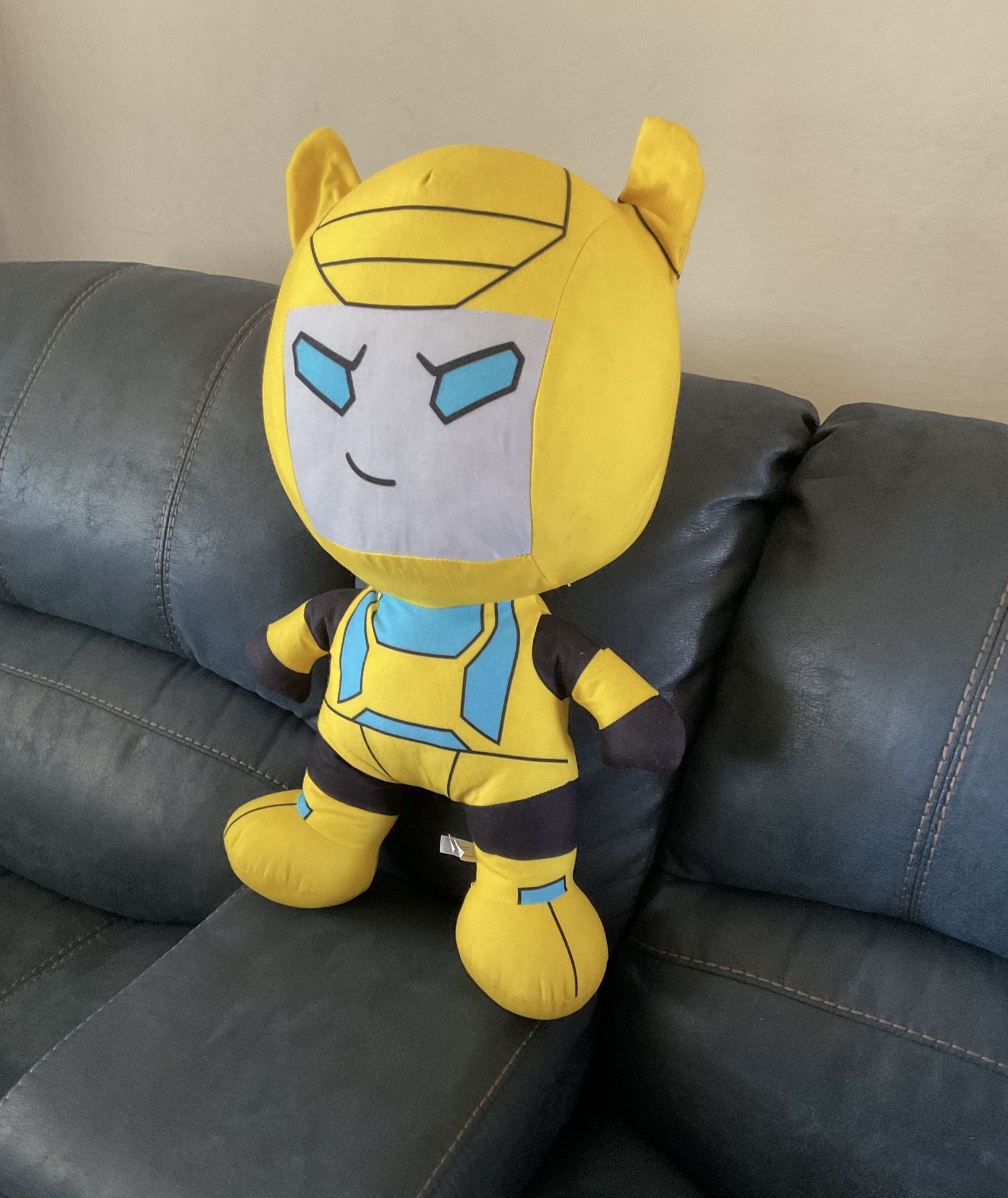 TRANSFORMERS Bumble Bee Big Plushie