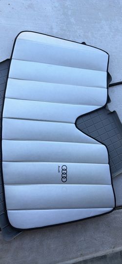 Audi sunshade