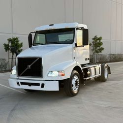 2017 Volvo Vnl Daycab