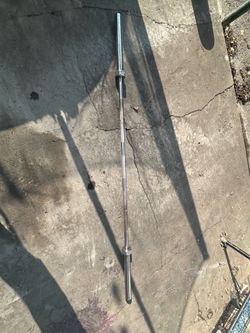 45 LB Olympic Barbell – Great Condition