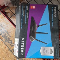 Net gear Wifi Router