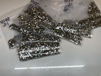 Gold Stones Size 6 8 And 10