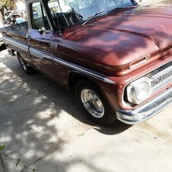 65 Chevy Truck C10 .big Back Window Nice Classic Truck 