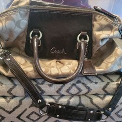 COACH handbag With Wallet And Checkbook