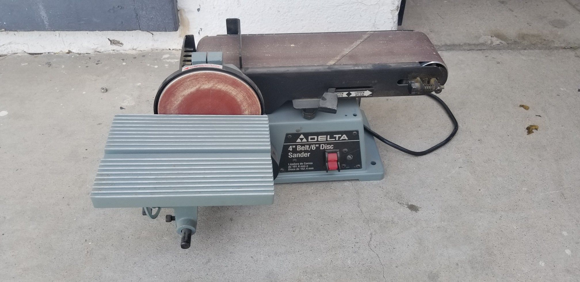 Delta 4" Belt - 6" Disc Sander Model 31460