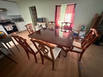 Dining Table and 6 chairs