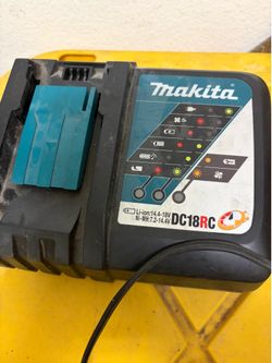 Makita charger with 1 battery