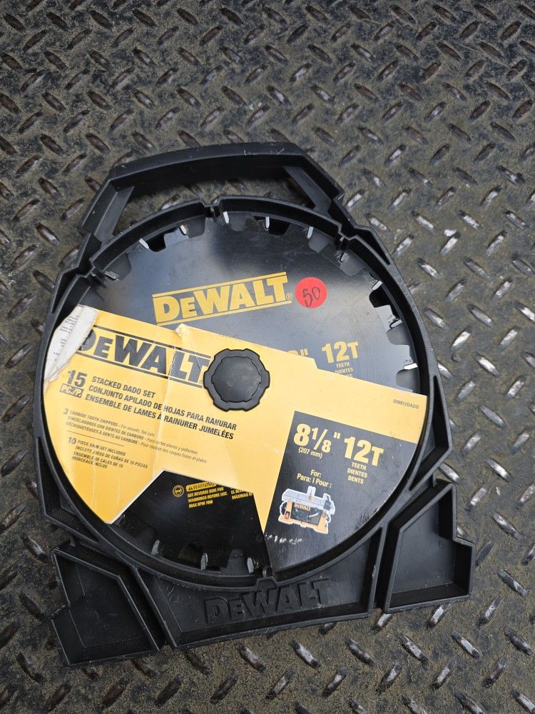 Dewalt DEWALT 8-in 12-Tooth Fine Finish Carbide Dado Miter/Table Saw Blade