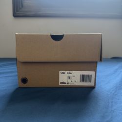 women’s size 5 ugg tasman