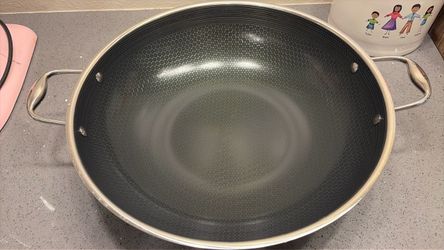 Hexclad 14” Wok