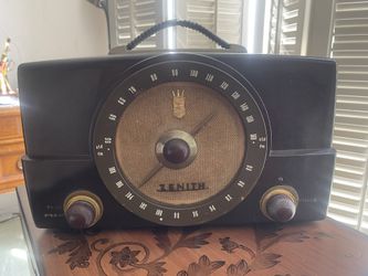 1950 Zenith Tube Radio Model G725