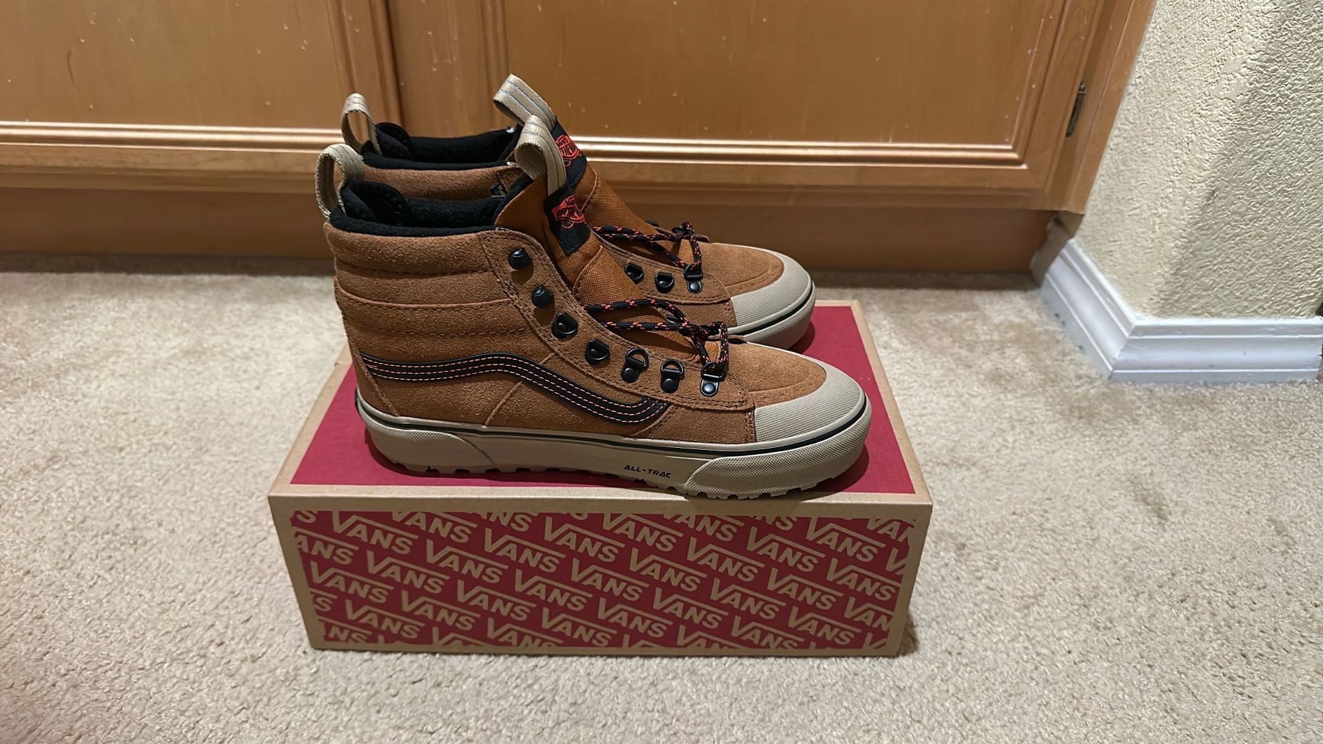 Vans Sk8-Hi Dr Waterproof, Men’s Size: 8.5