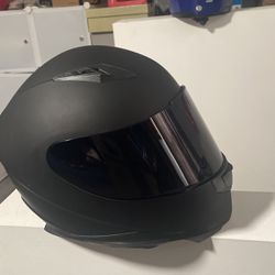 Size L Motorcycle Helmet 
