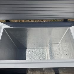 Large Deep Freeze
