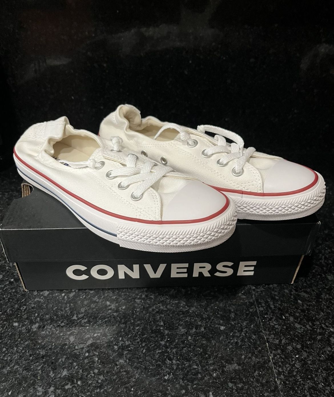 Converse Brand New - Size 8.5 Women