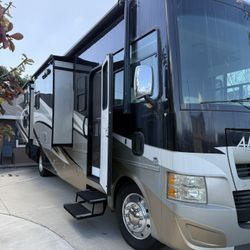 2014 Tiffin Allegro