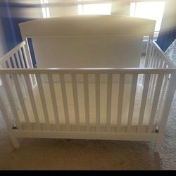 Crib And Mattress 